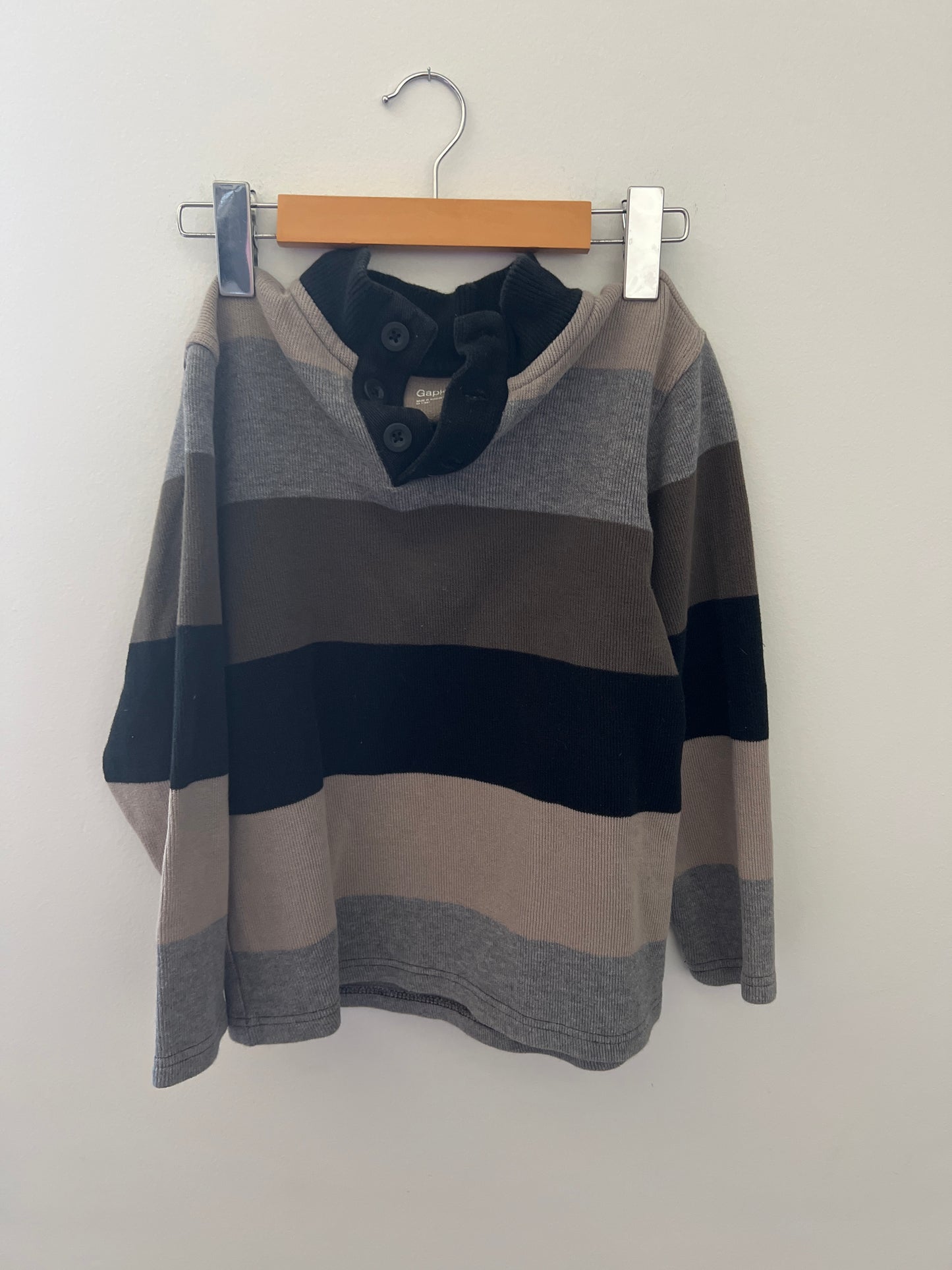 GAPkids sweater