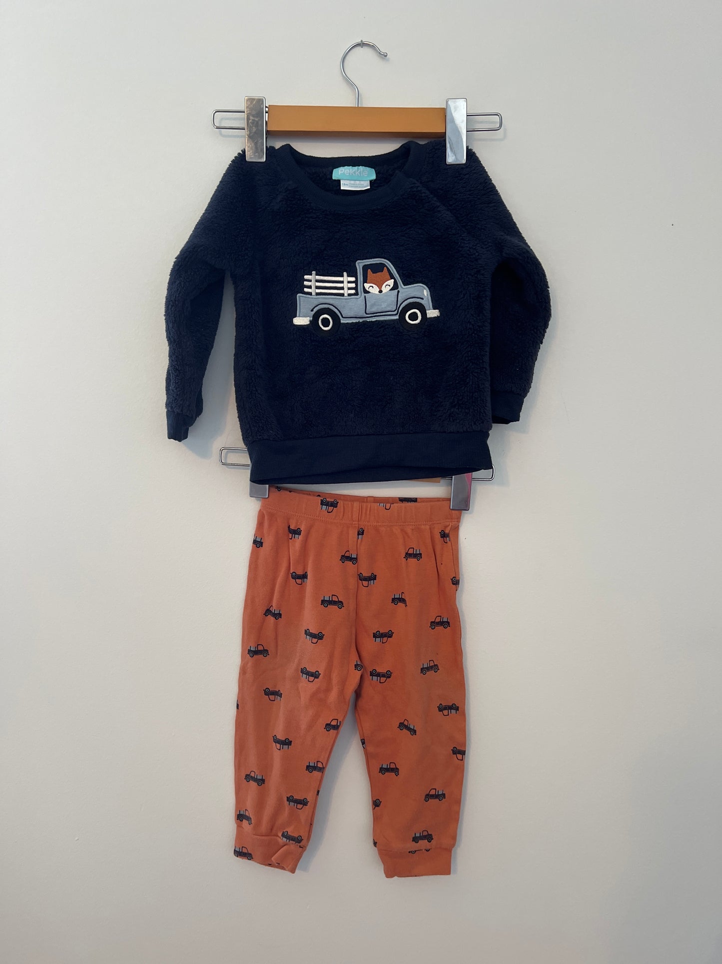 Pekkle fox 18 month outfit