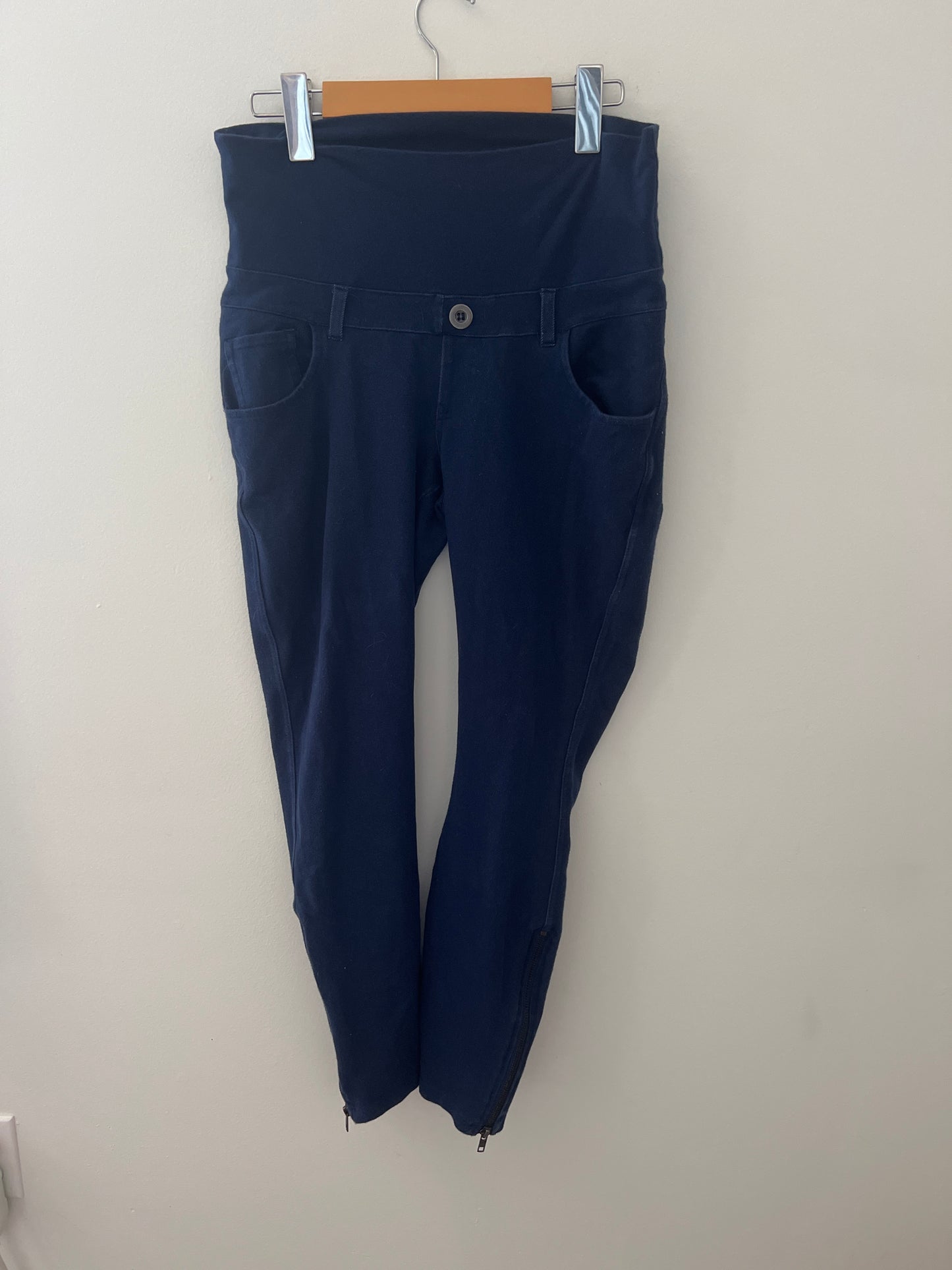 Thyme Maternity Pants -small