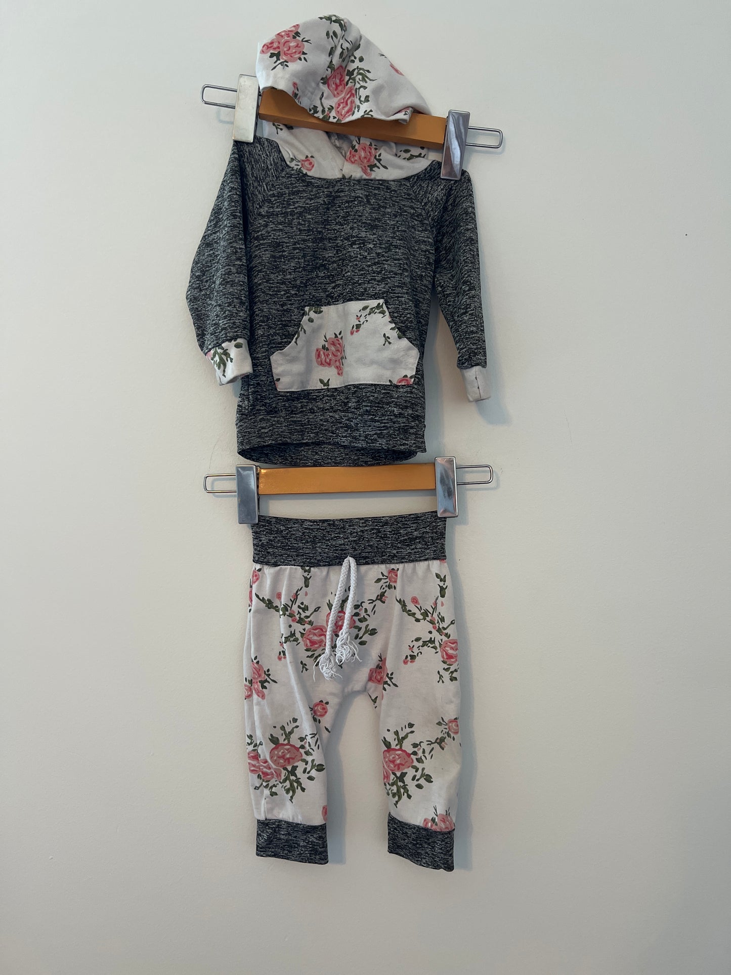 Pawz bay flower outfit