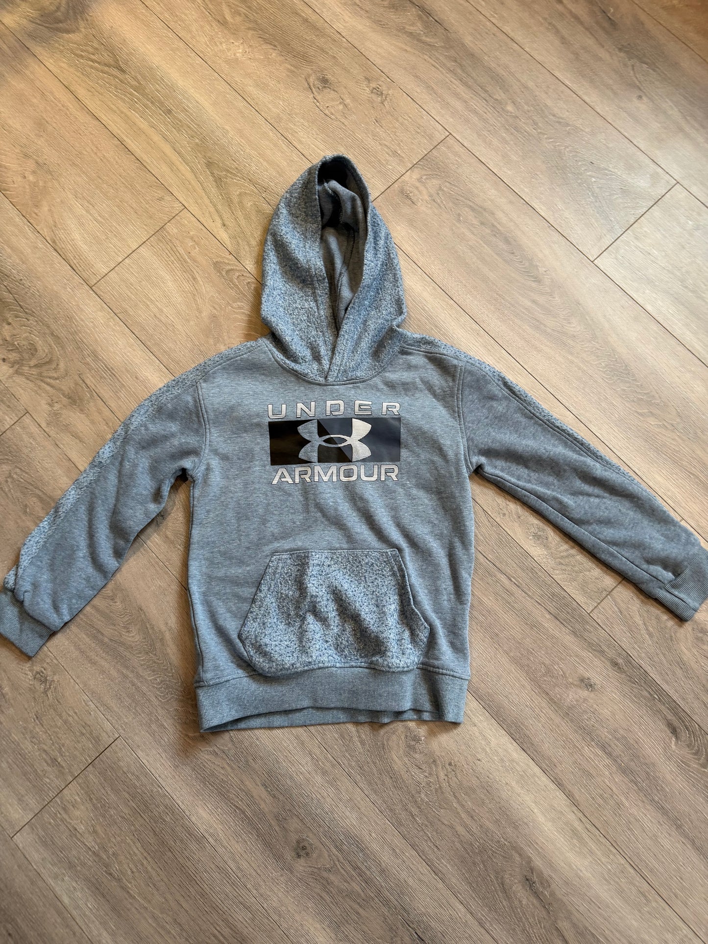 Under Armour Sweater 7T