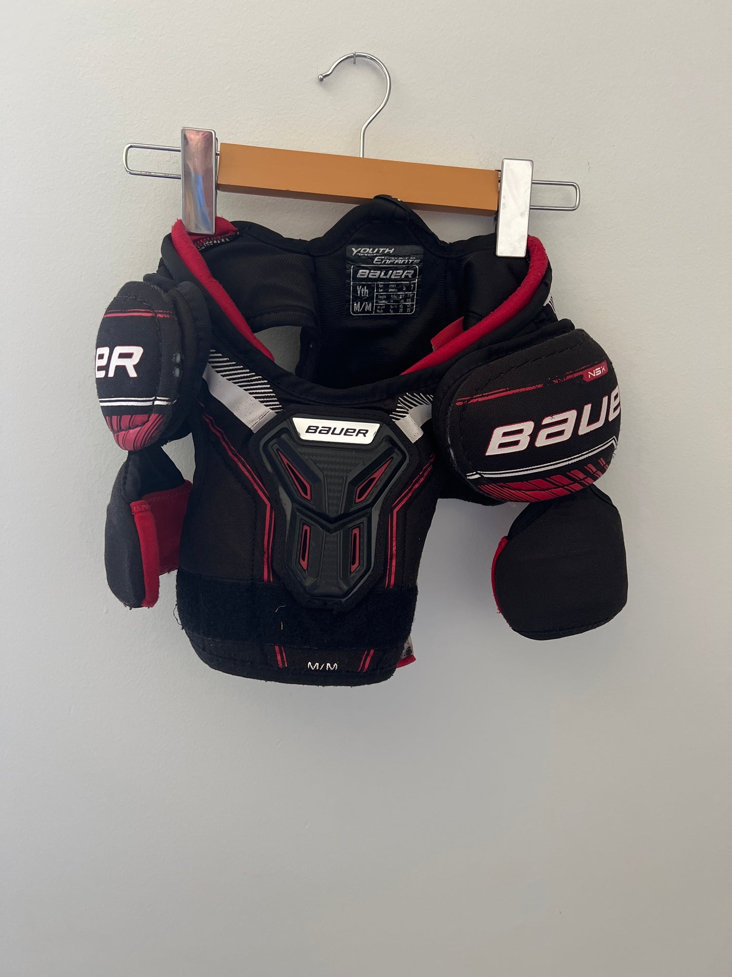 Youth medium hockey shoulder pads
