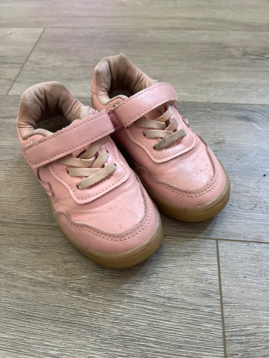 Pink shoes size 26/9.5