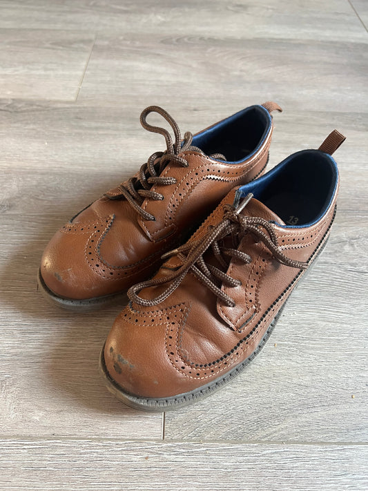 Carters dress shoes size 13