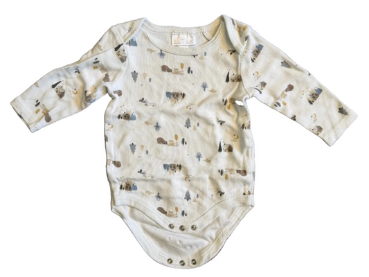 Beau et belle onesie 6-9 months